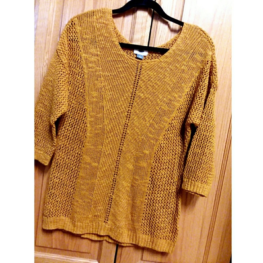 Old navy golden mustard sweater size Medium